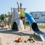 666, Seepark