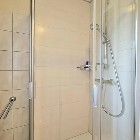 666, Seepark Apartman *